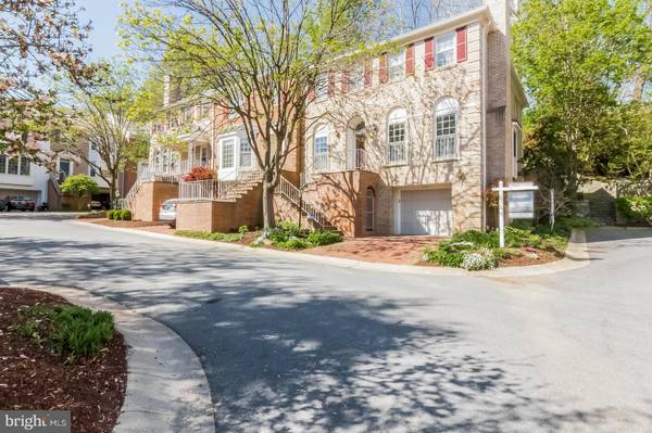 8011 QUARRY RIDGE WAY, Bethesda, MD 20817