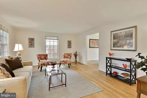 Potomac, MD 20854,2 INFIELD CT N