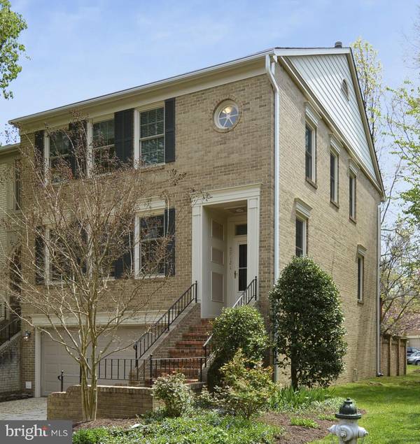 5912 BLOOMINGDALE TER, North Bethesda, MD 20852