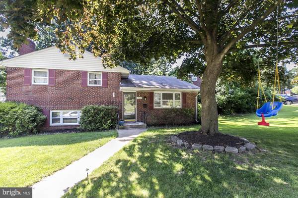 12217 HUNTERS LN, Rockville, MD 20852