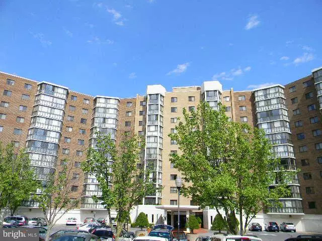 15100 INTERLACHEN DR #4-617, Silver Spring, MD 20906