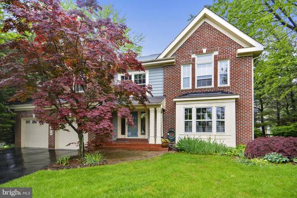 2114 BISHOPS CASTLE DR, Olney, MD 20832