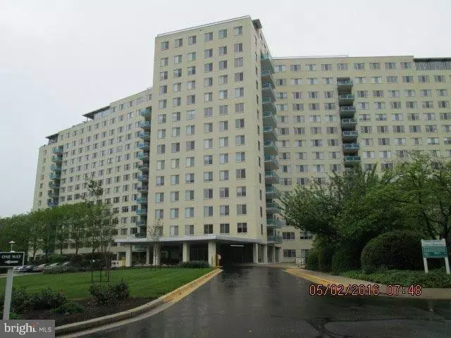 10401 GROSVENOR PL #427, Rockville, MD 20852