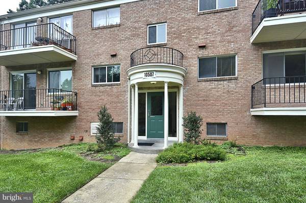 10507 WEYMOUTH ST #W-203, Bethesda, MD 20814