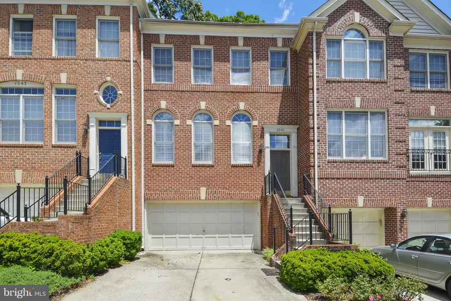 1041 GRAND OAK WAY, Rockville, MD 20852