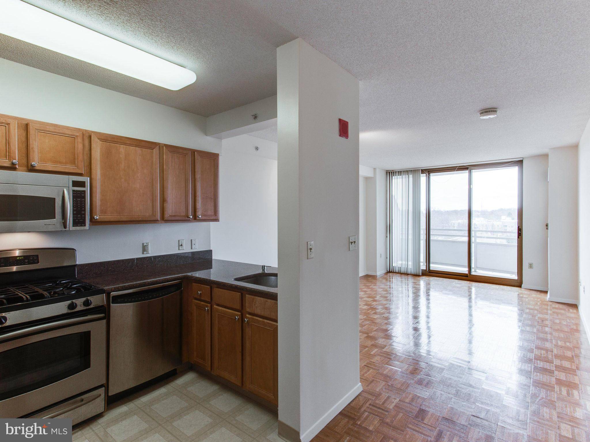 Bethesda, MD 20815,7111 WOODMONT AVE #705