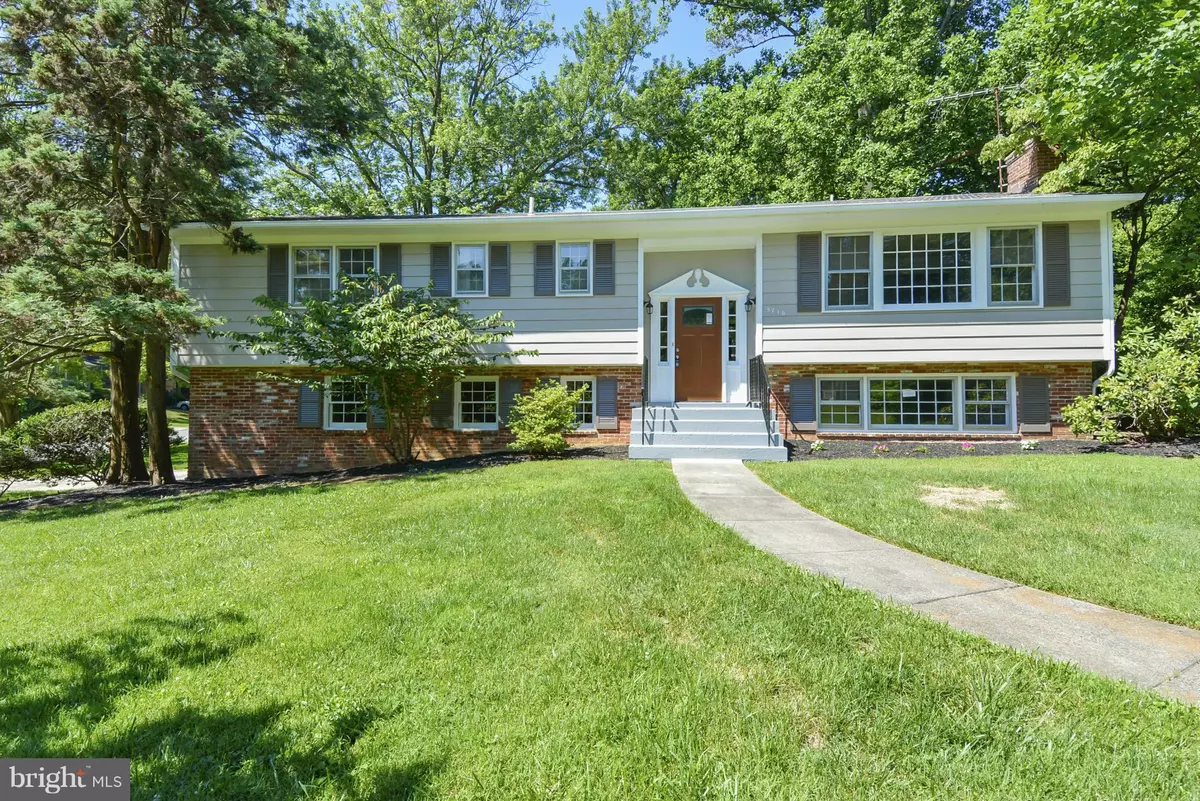 Bethesda, MD 20814,5716 ROSSMORE DR