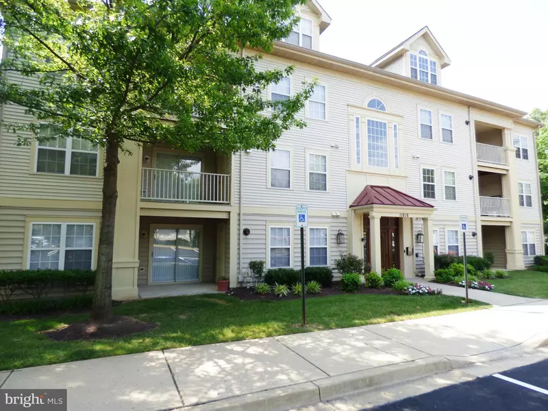 11816 ETON MANOR DR #302, Germantown, MD 20876