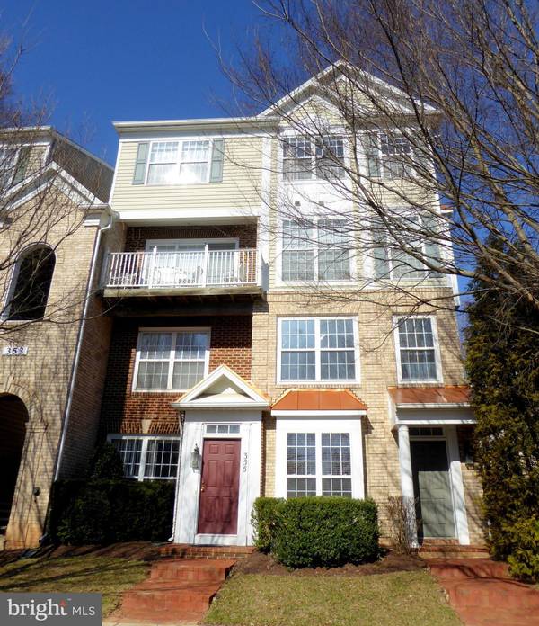 357 FALLSGROVE DR #54, Rockville, MD 20850