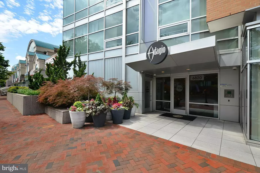 6820 WISCONSIN AVE #4005, Chevy Chase, MD 20815