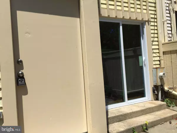 Gaithersburg, MD 20886,9316 JARRETT CT