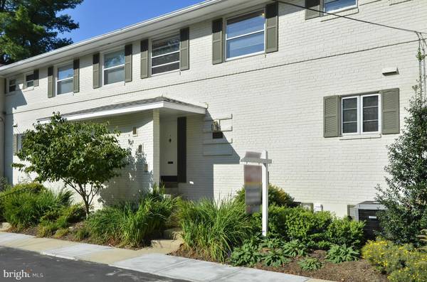 5327 POOKS HILL RD #405, Bethesda, MD 20814