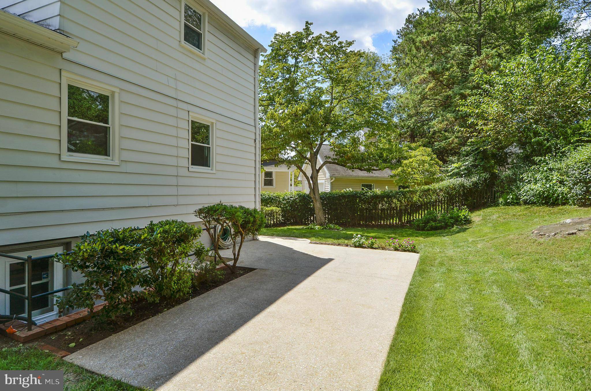 Kensington, MD 20895,4103 MITSCHER CT