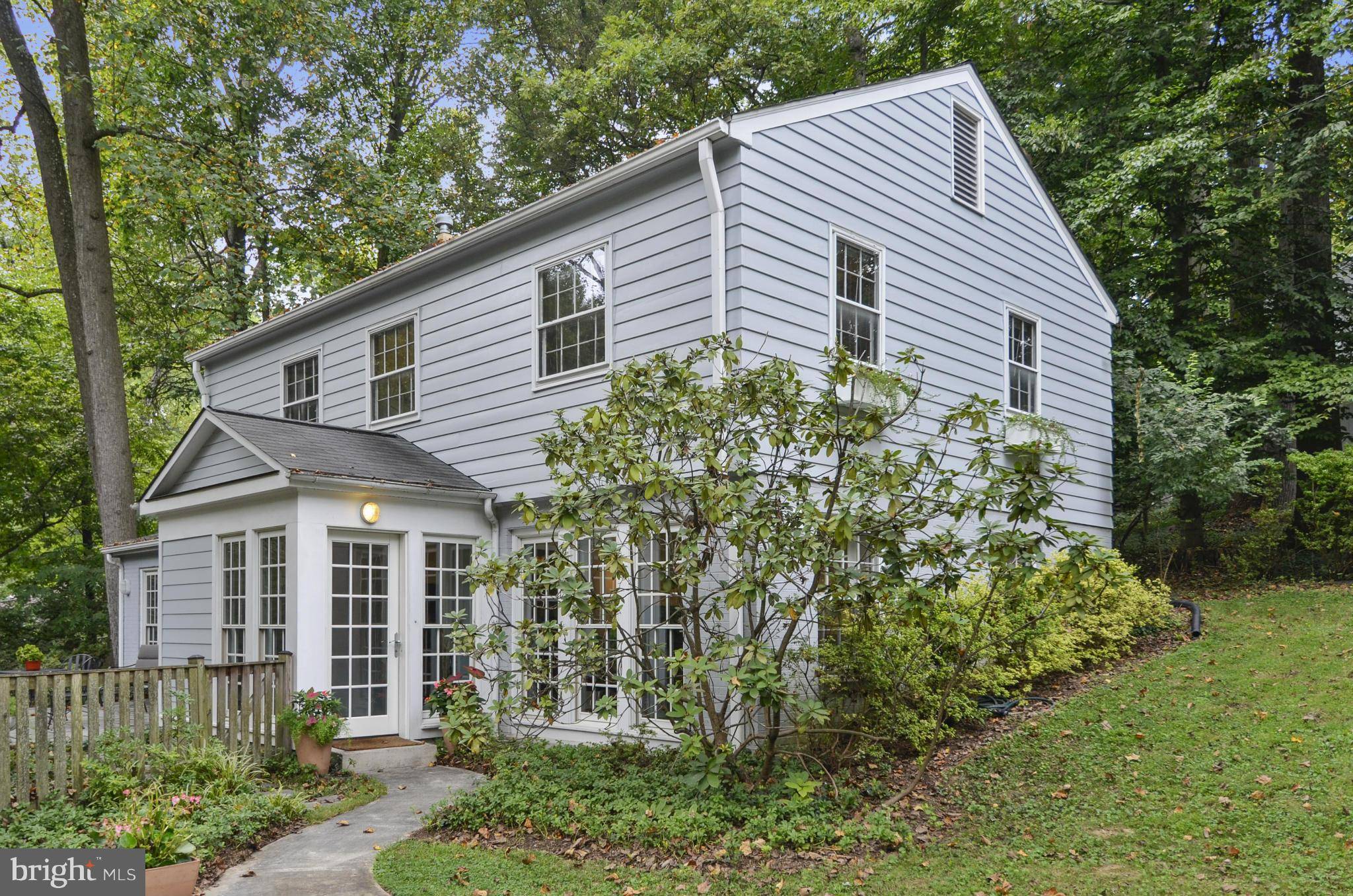 4400 CAMBRIA AVE, Garrett Park, MD 20896