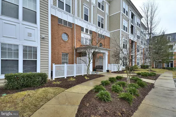 Rockville, MD 20855,101 WATKINS POND BLVD #4-306