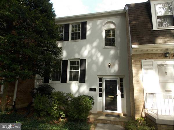 3559 HAMLET PL #305, Chevy Chase, MD 20815