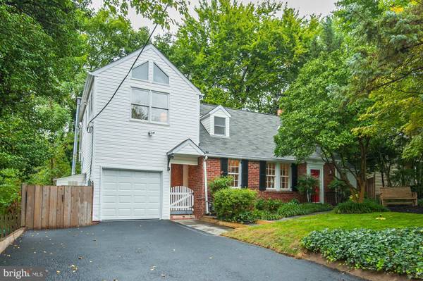 4549 FAIRFIELD DR, Bethesda, MD 20814