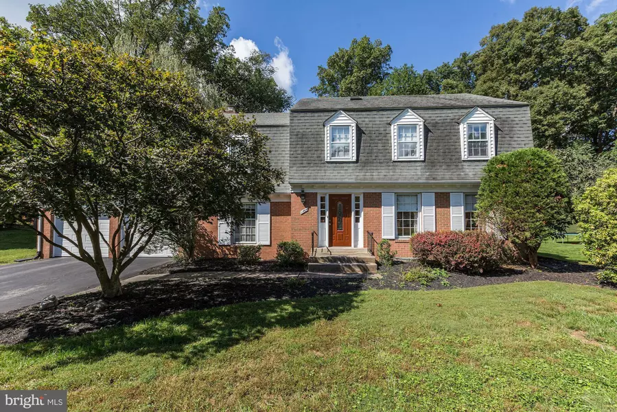 11804 GREGERSCROFT RD, Potomac, MD 20854