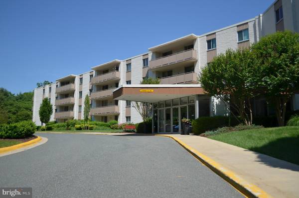 7501 DEMOCRACY BLVD #216, Bethesda, MD 20817