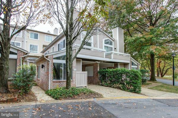 9876 DOCKSIDE TER, Gaithersburg, MD 20886