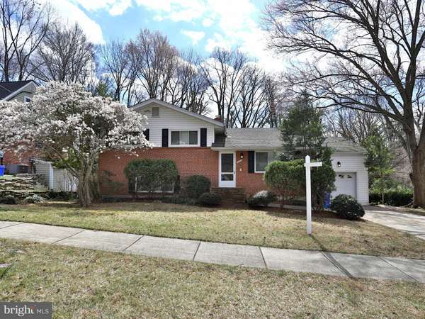 6412 ROCKHURST RD, Bethesda, MD 20817