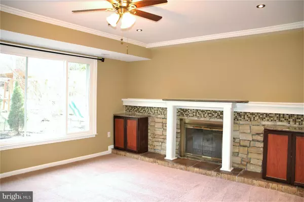 Brookeville, MD 20833,19517 DUBARRY DR