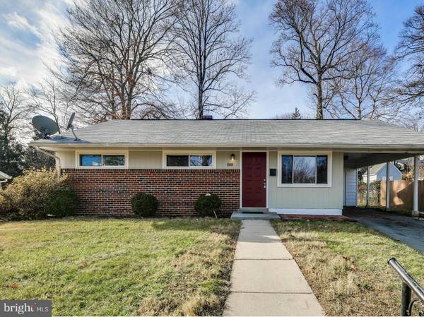 13810 PARKLAND DR, Rockville, MD 20853