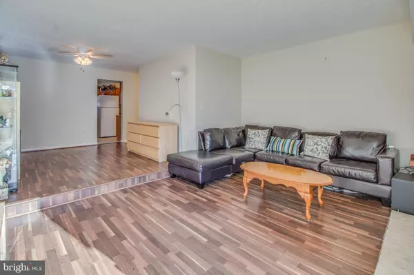 Germantown, MD 20874,13300 BAYBERRY DR #10