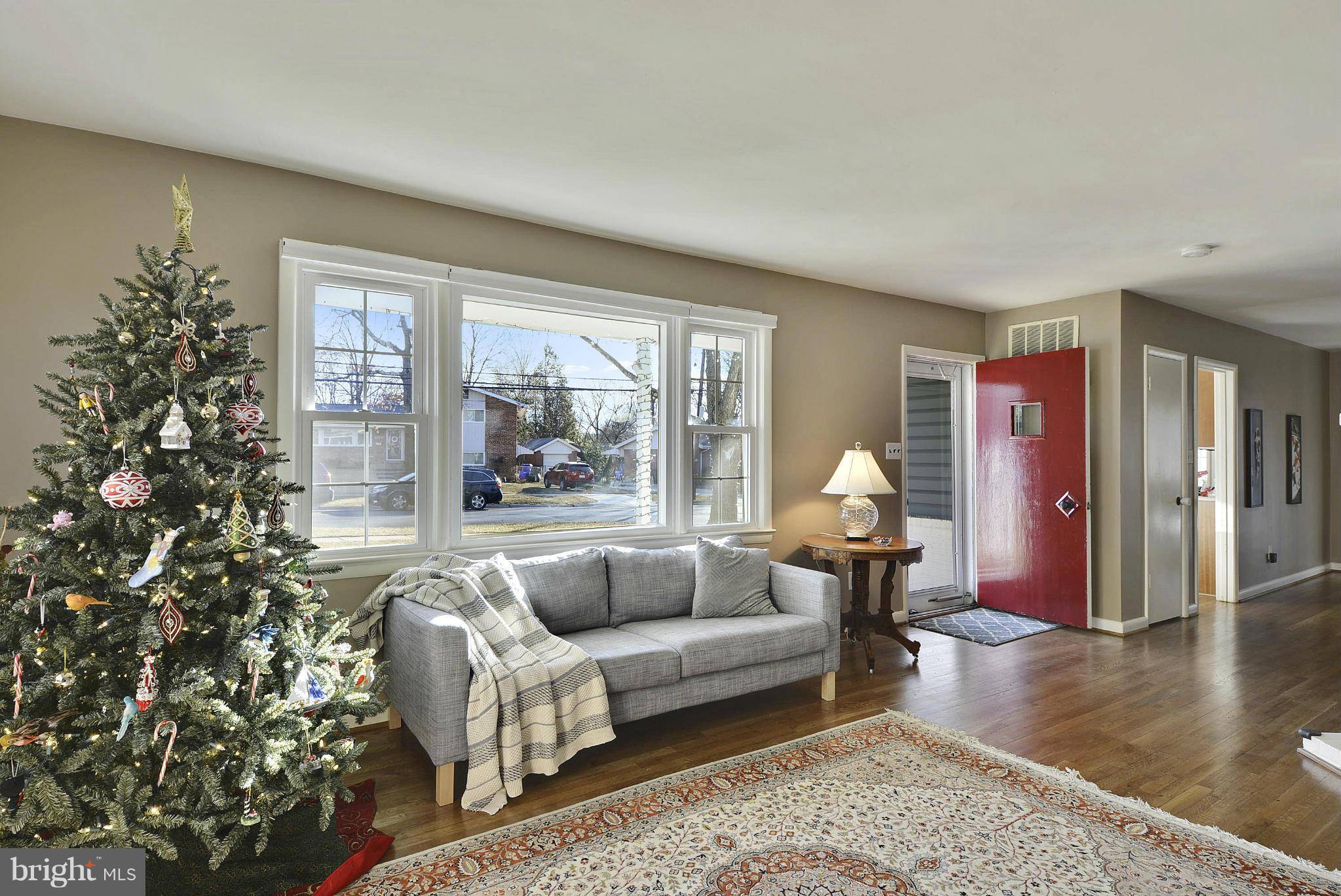 Bethesda, MD 20817,6111 LONE OAK DR