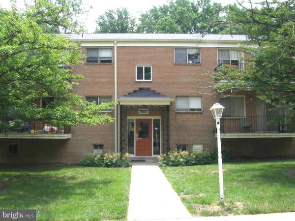 10655 WEYMOUTH ST #203, Bethesda, MD 20814