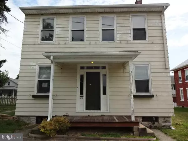 20 S LOCUST ST, Myerstown, PA 17067