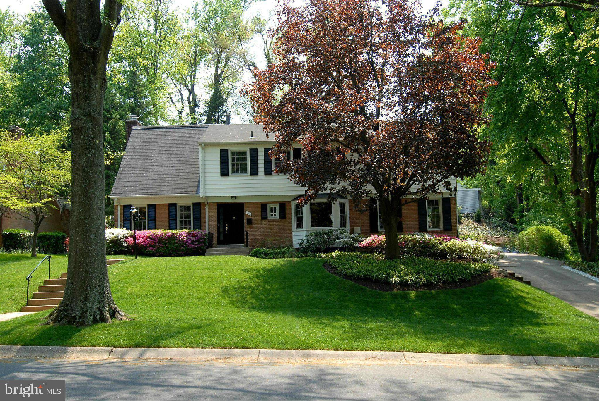 7814 MARYKNOLL AVE, Bethesda, MD 20817