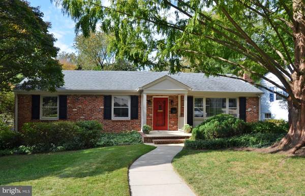 5400 BROOKEWAY DR, Bethesda, MD 20816