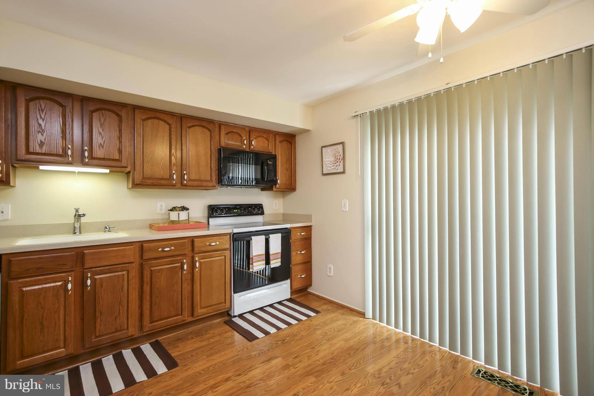 Germantown, MD 20874,13091 OPEN HEARTH WAY