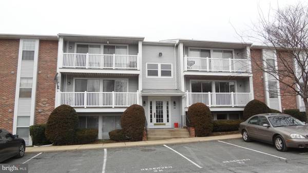 503 PALMTREE DR #8, Gaithersburg, MD 20878