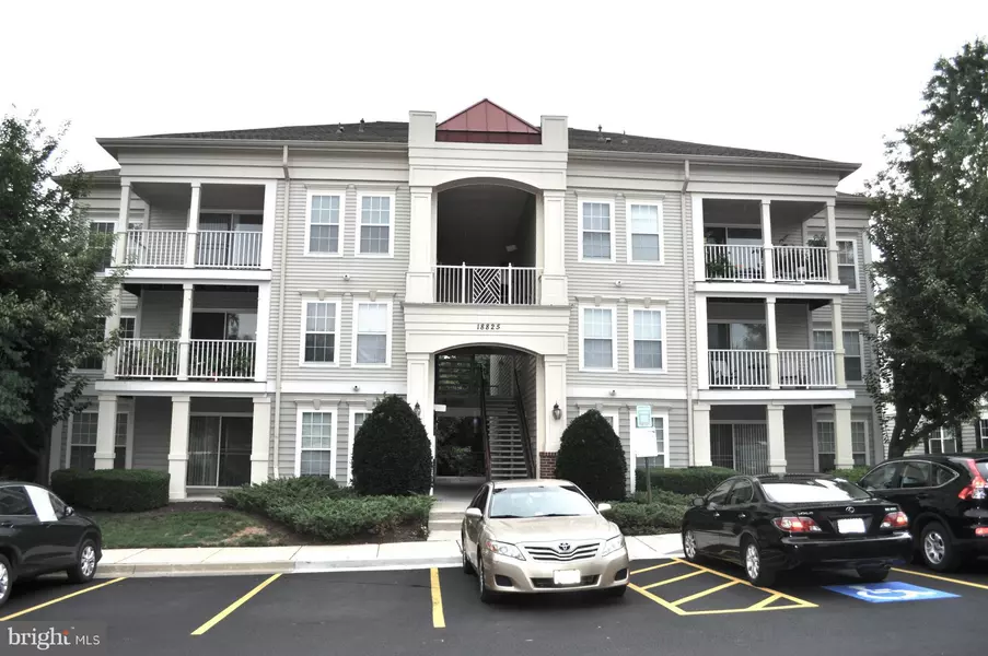 18825 SPARKLING WATER DR #1-J, Germantown, MD 20874