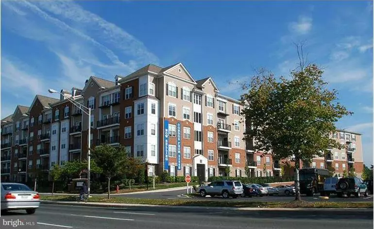 501 HUNGERFORD DR #146, Rockville, MD 20850