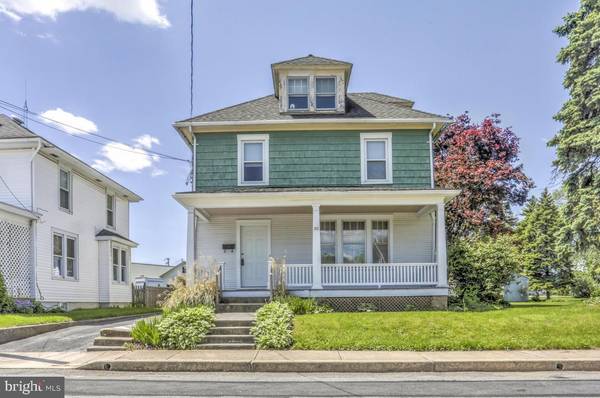 30 UNION AVE, New Holland, PA 17557