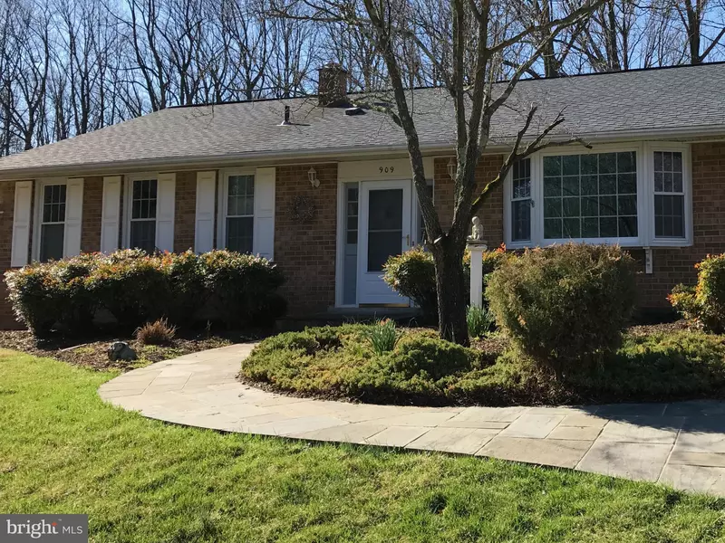 909 WINDMILL LN, Silver Spring, MD 20905