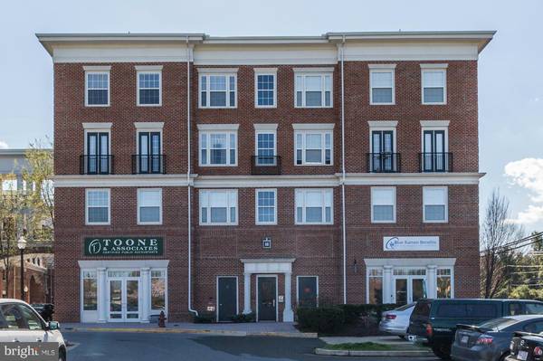 8 GRANITE PL #362, Gaithersburg, MD 20878