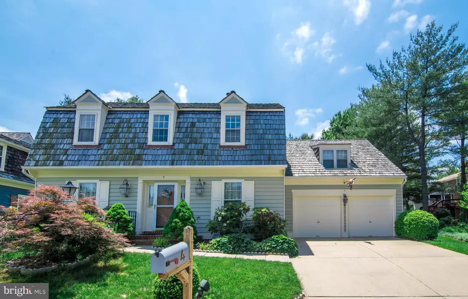 4 MIDSUMMER CT, Gaithersburg, MD 20878