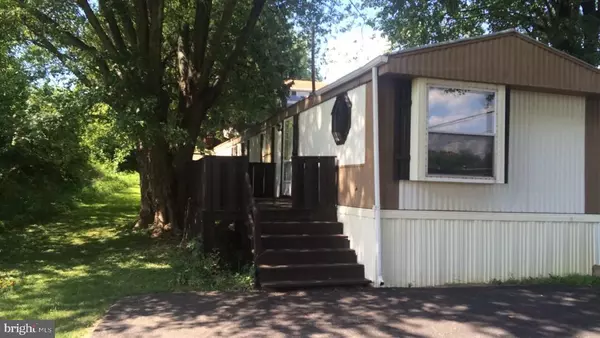 10 CANTERBURY WAY, Coatesville, PA 19320