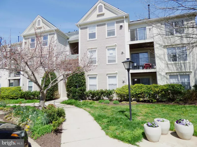 15313 DIAMOND COVE TER #6, Rockville, MD 20850