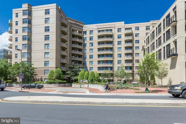 7111 WOODMONT AVE #316, Bethesda, MD 20815