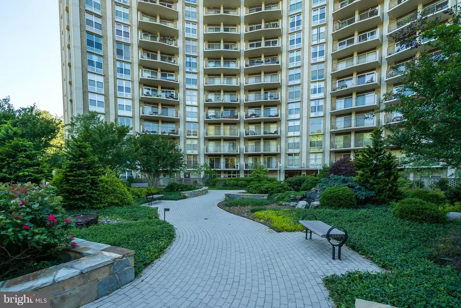 9039 SLIGO CREEK PKWY #1815, Silver Spring, MD 20901