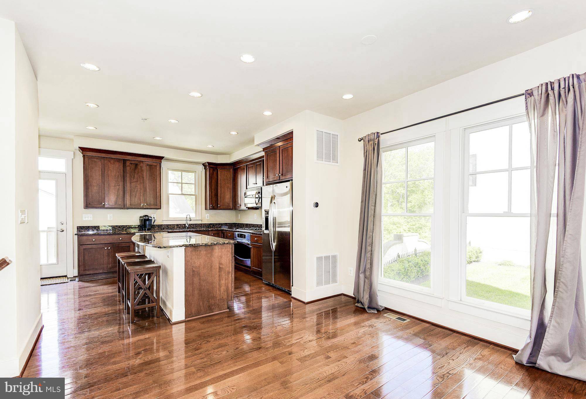 Silver Spring, MD 20910,2743 CASSEDY ST