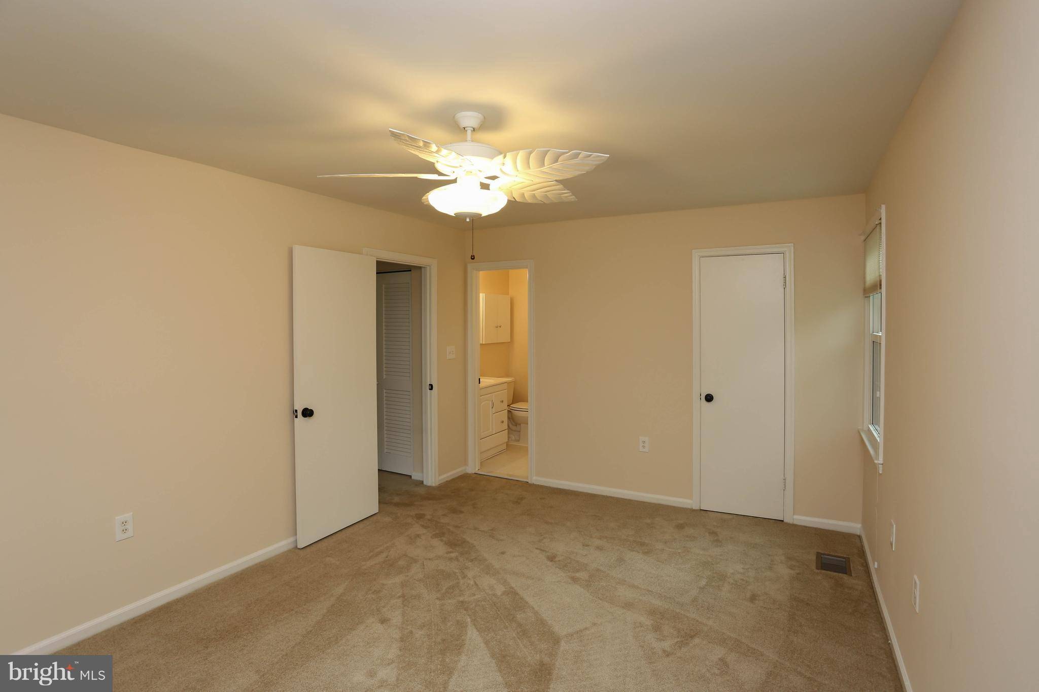 Olney, MD 20832,17837 LOCHNESS CIR #27