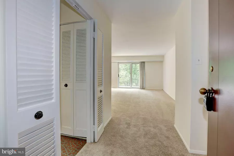 9039 SLIGO CREEK PKWY #406, Silver Spring, MD 20901