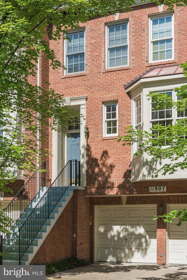 11907 GREY HOLLOW CT #77, North Bethesda, MD 20852