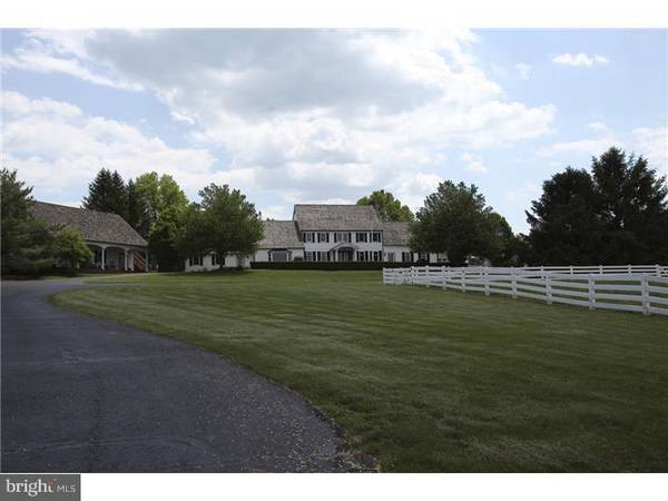 360 WOODHILL RD, Newtown, PA 18940